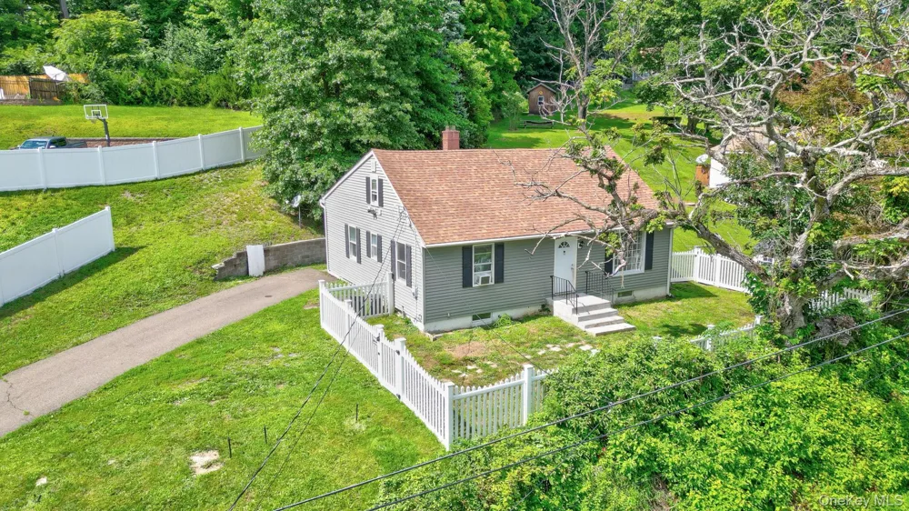 16 Clove Road Salisbury Mills, NY 12577