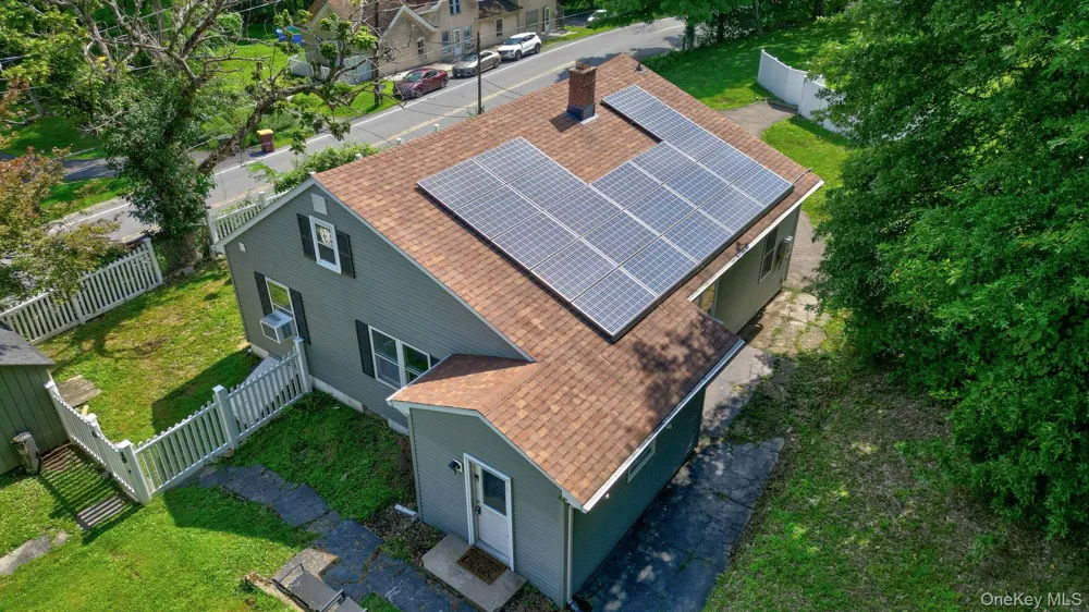 16 Clove Road Salisbury Mills, NY 12577