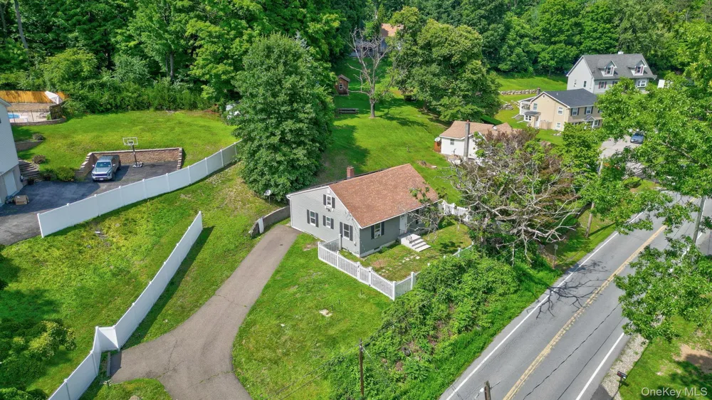 16 Clove Road Salisbury Mills, NY 12577
