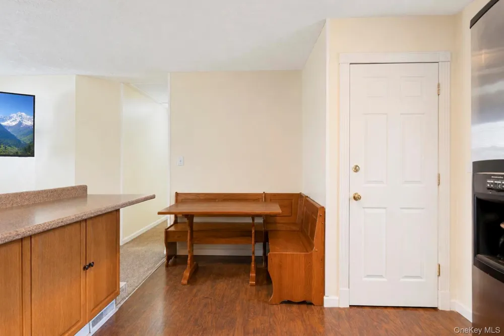166 Auborn Avenue Shirley, NY 11967