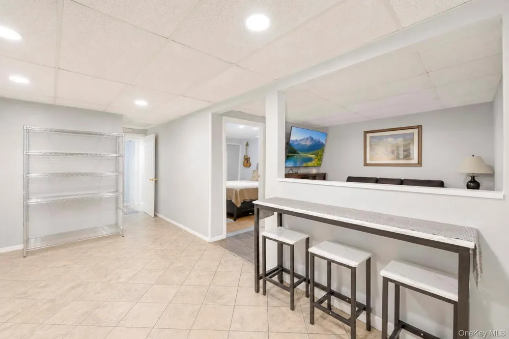 166 Auborn Avenue Shirley, NY 11967