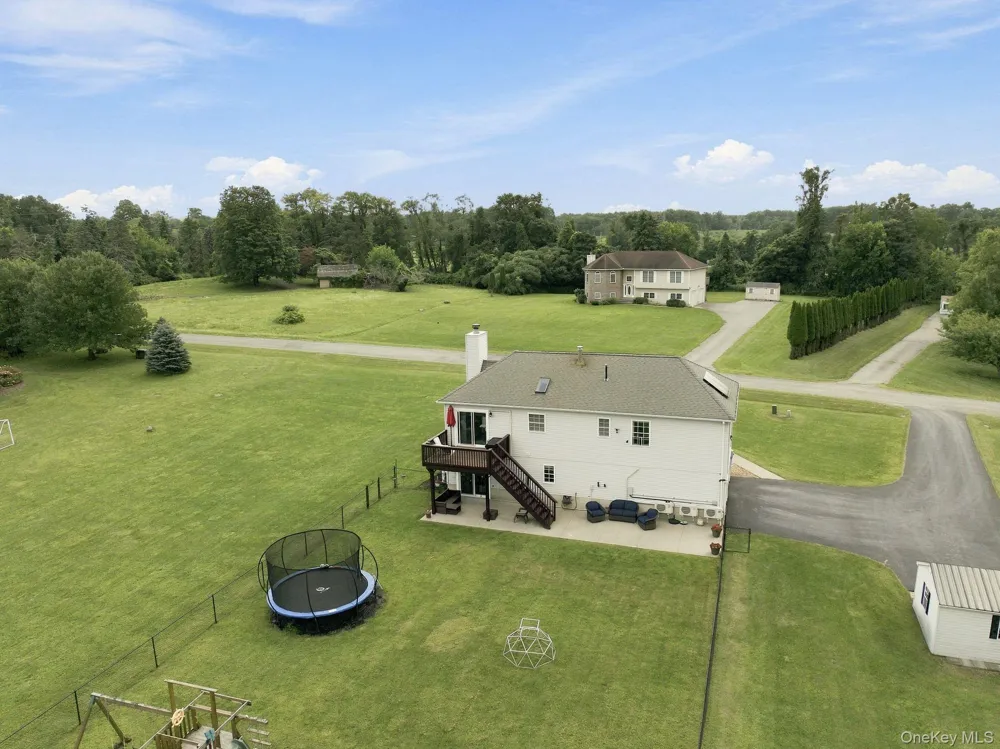 16 Rosio Lane Modena, NY 12548