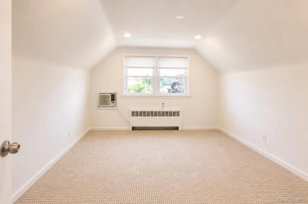 545 E Park Avenue Long Beach, NY 11561