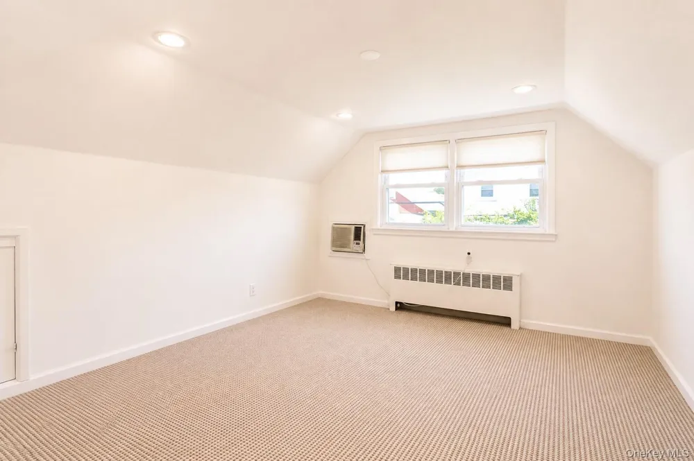 545 E Park Avenue Long Beach, NY 11561