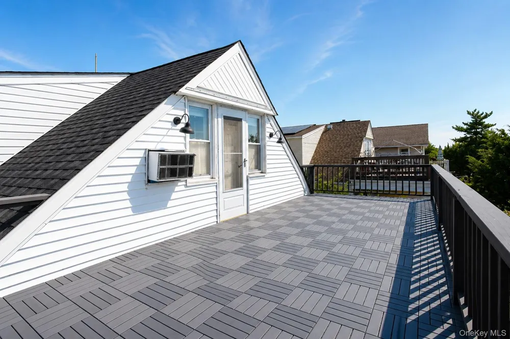 545 E Park Avenue Long Beach, NY 11561