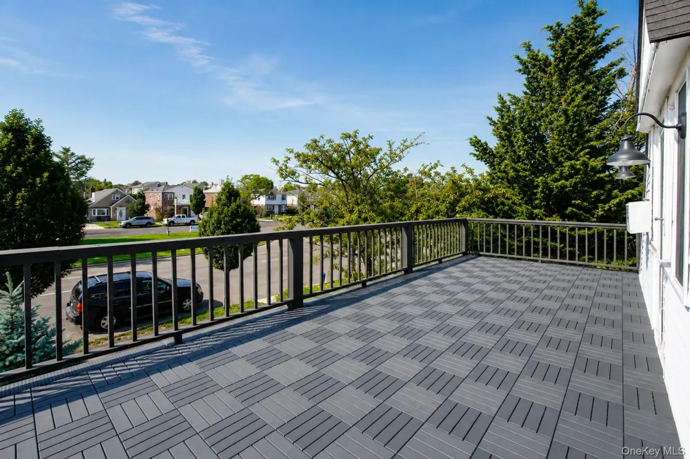 545 E Park Avenue Long Beach, NY 11561