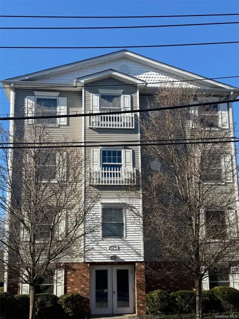129 New Street #4