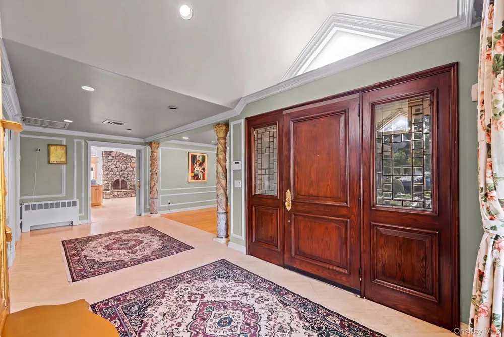 171 S Kensington Avenue Rockville Centre, NY 11570