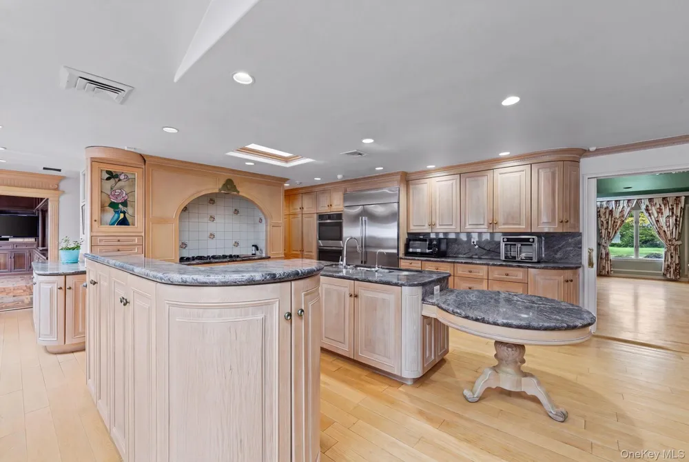 171 S Kensington Avenue Rockville Centre, NY 11570