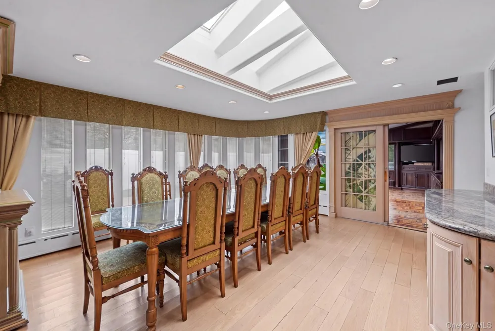 171 S Kensington Avenue Rockville Centre, NY 11570