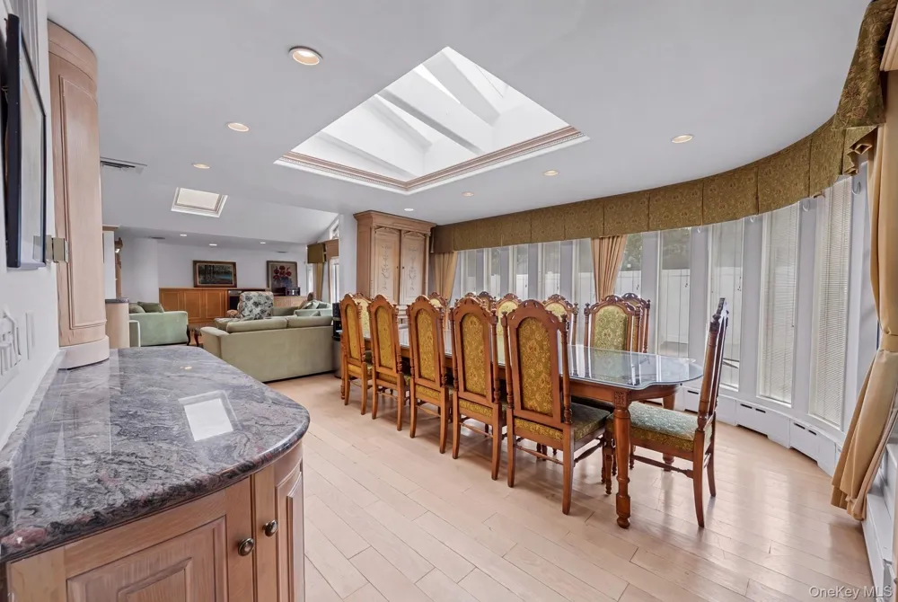 171 S Kensington Avenue Rockville Centre, NY 11570