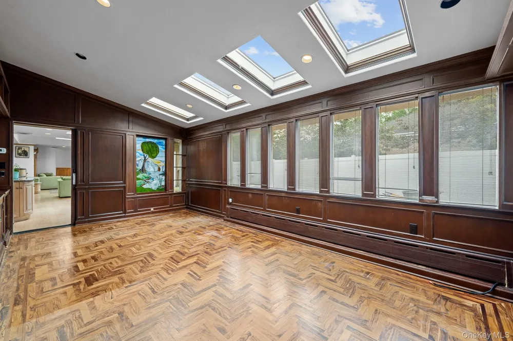 171 S Kensington Avenue Rockville Centre, NY 11570