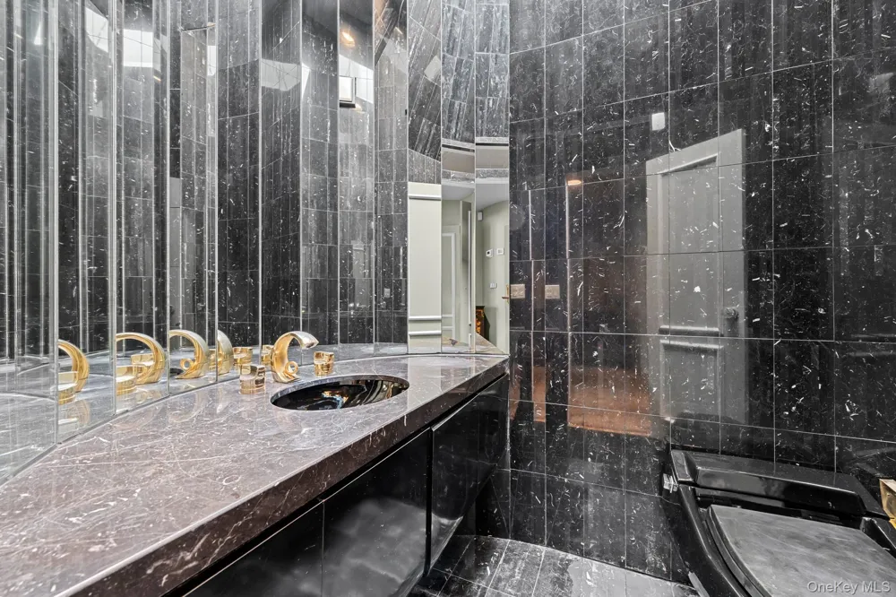 171 S Kensington Avenue Rockville Centre, NY 11570