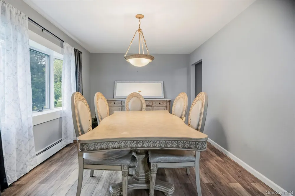 28 Block Boulevard Port Jefferson, NY 11776