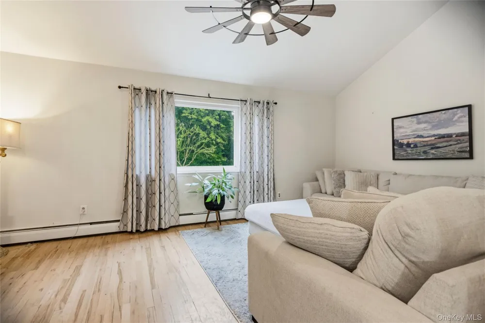 28 Block Boulevard Port Jefferson, NY 11776