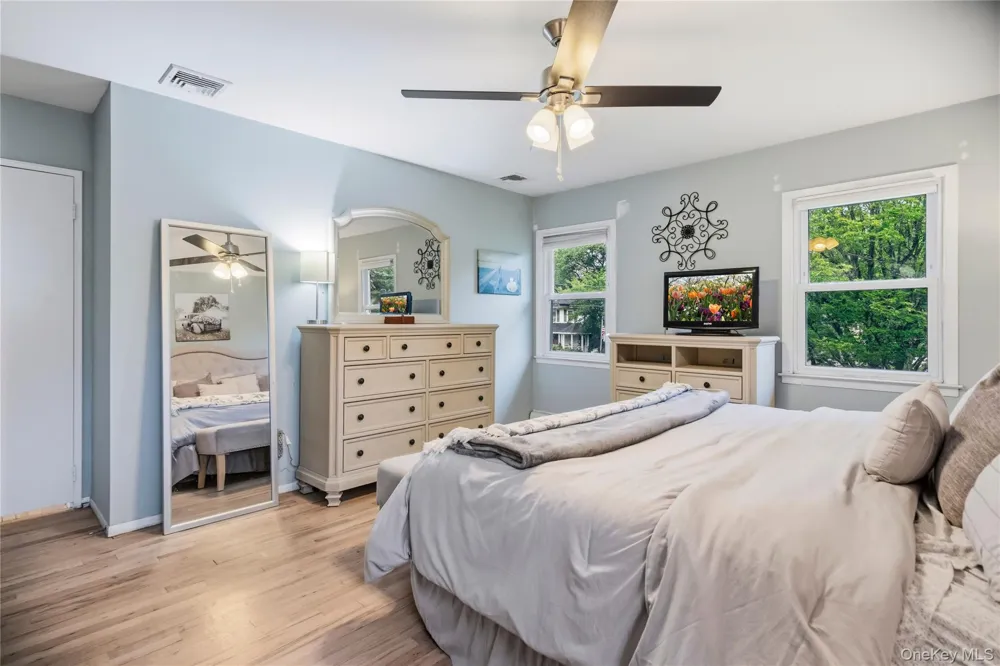 28 Block Boulevard Port Jefferson, NY 11776