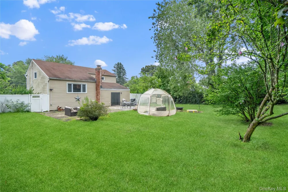 28 Block Boulevard Port Jefferson, NY 11776