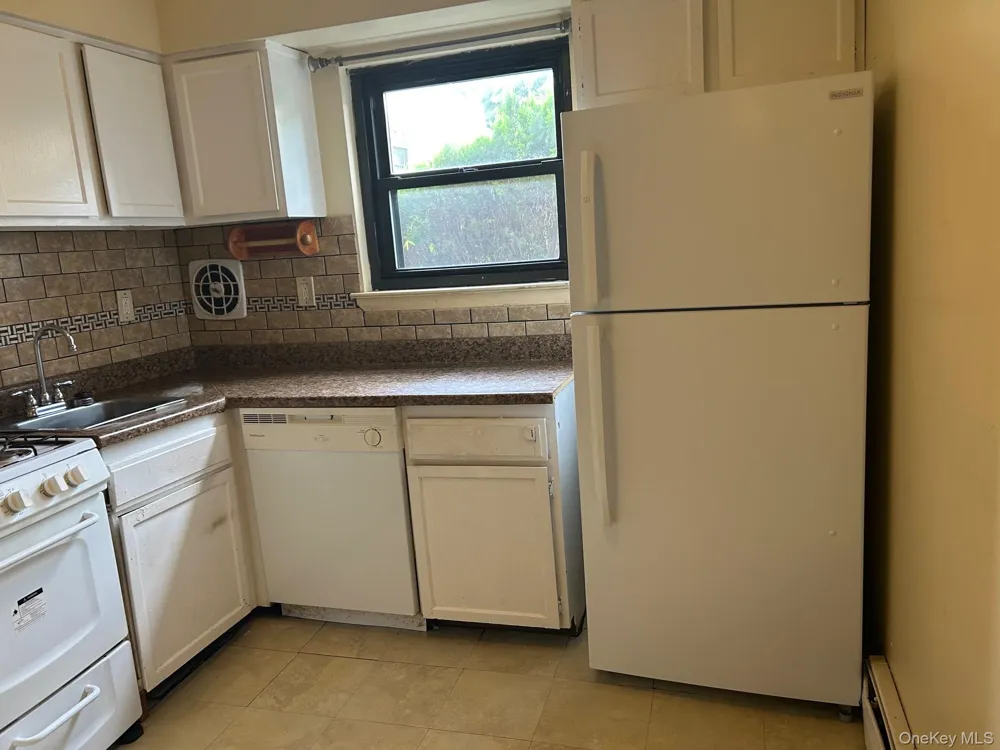 175 Sneden Place #175 Spring Valley, NY 10977