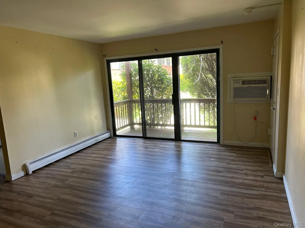 175 Sneden Place #175 Spring Valley, NY 10977