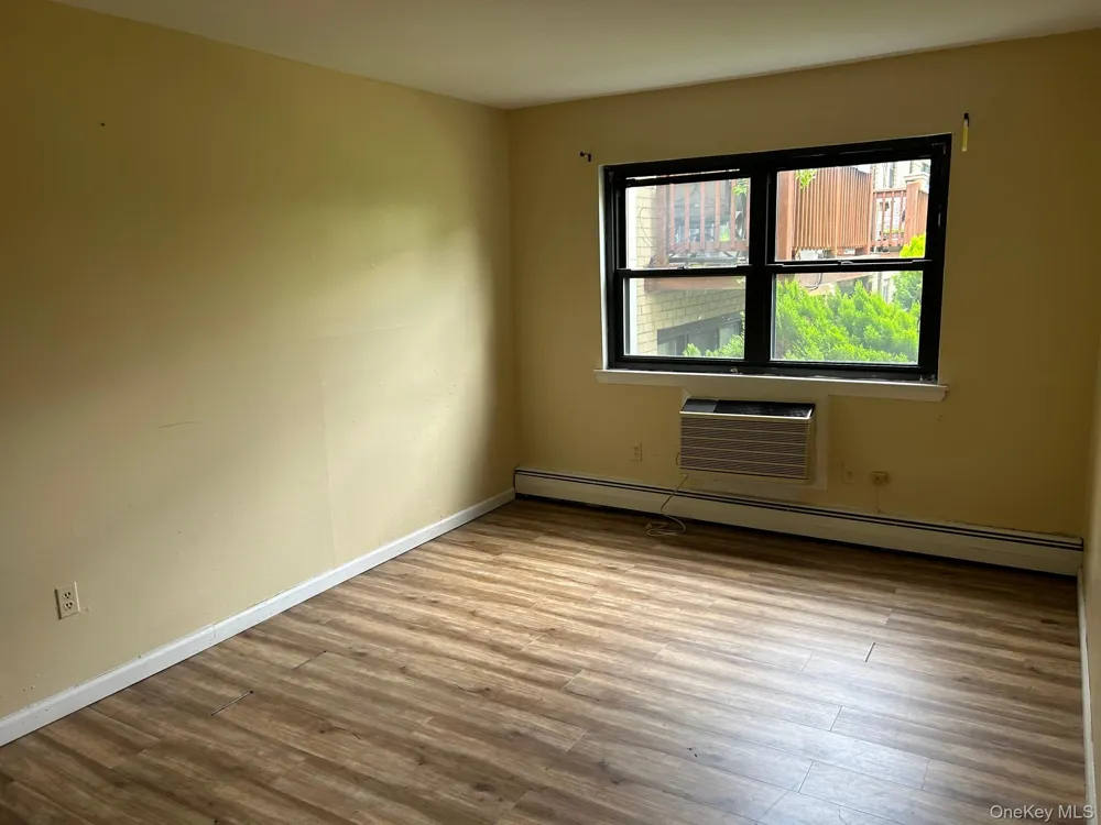 175 Sneden Place #175 Spring Valley, NY 10977