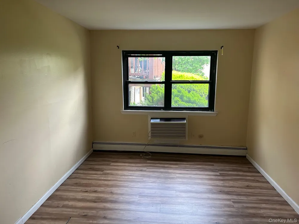 175 Sneden Place #175 Spring Valley, NY 10977