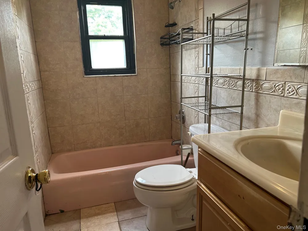 175 Sneden Place #175 Spring Valley, NY 10977