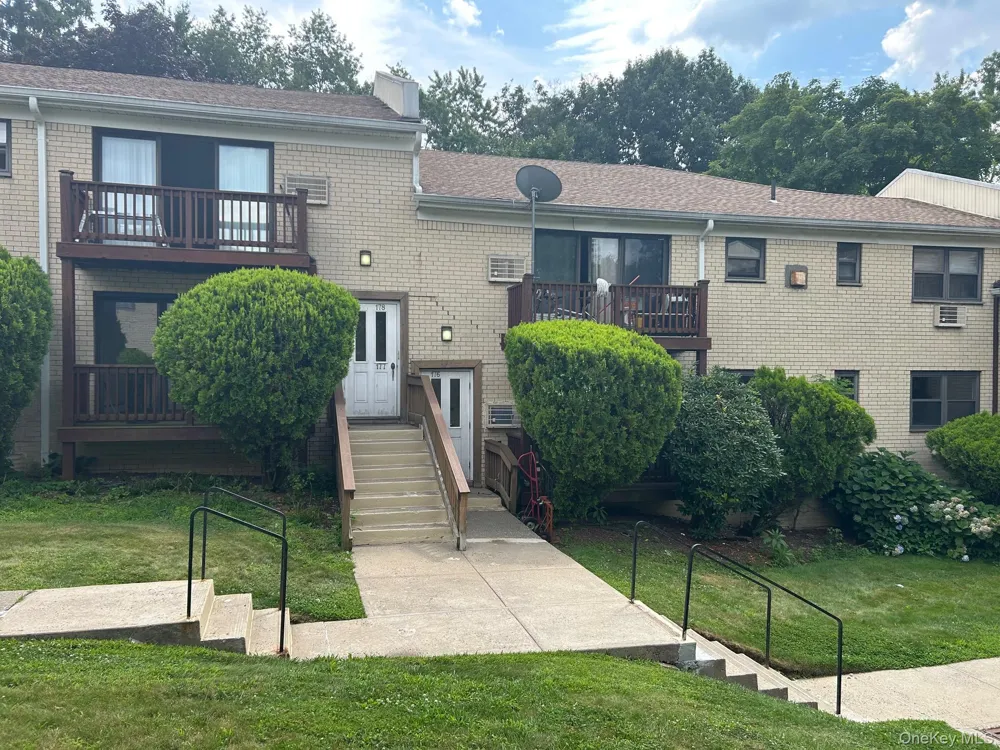 175 Sneden Place #175 Spring Valley, NY 10977