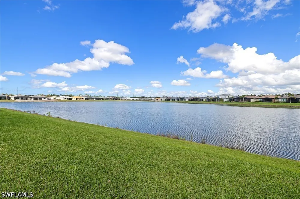Yellowfin Circle Naples, FL 34114