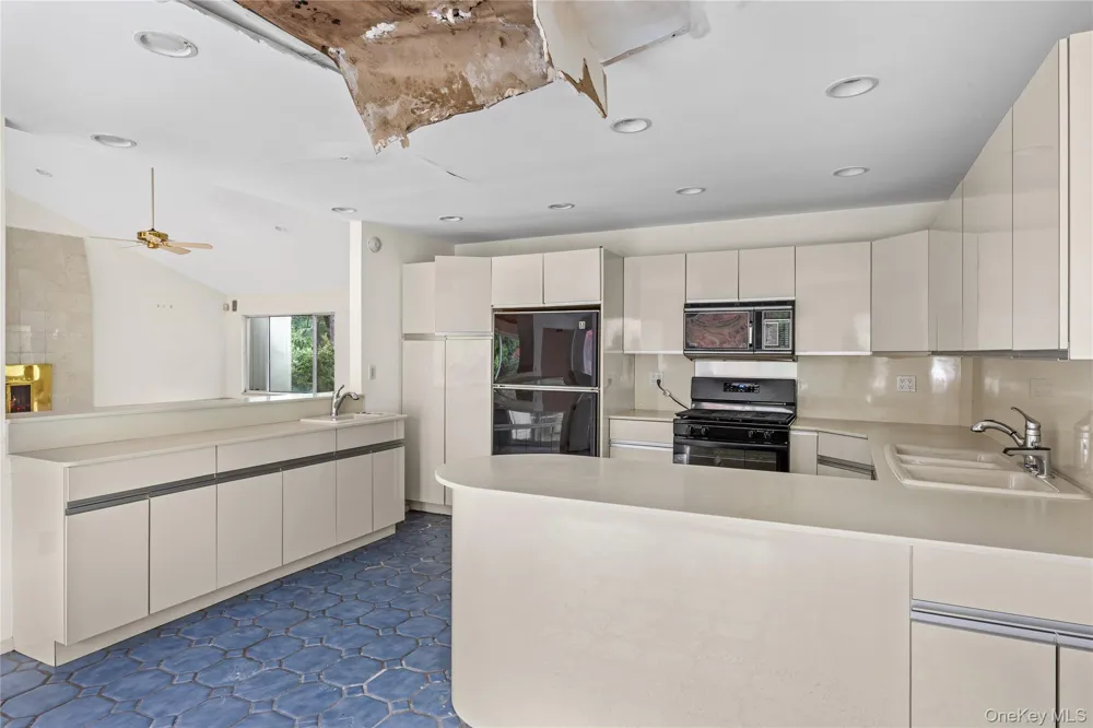 23 The Registry East Quogue, NY 11942