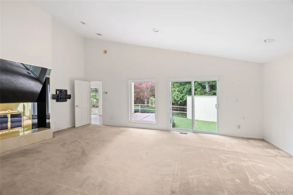 23 The Registry East Quogue, NY 11942