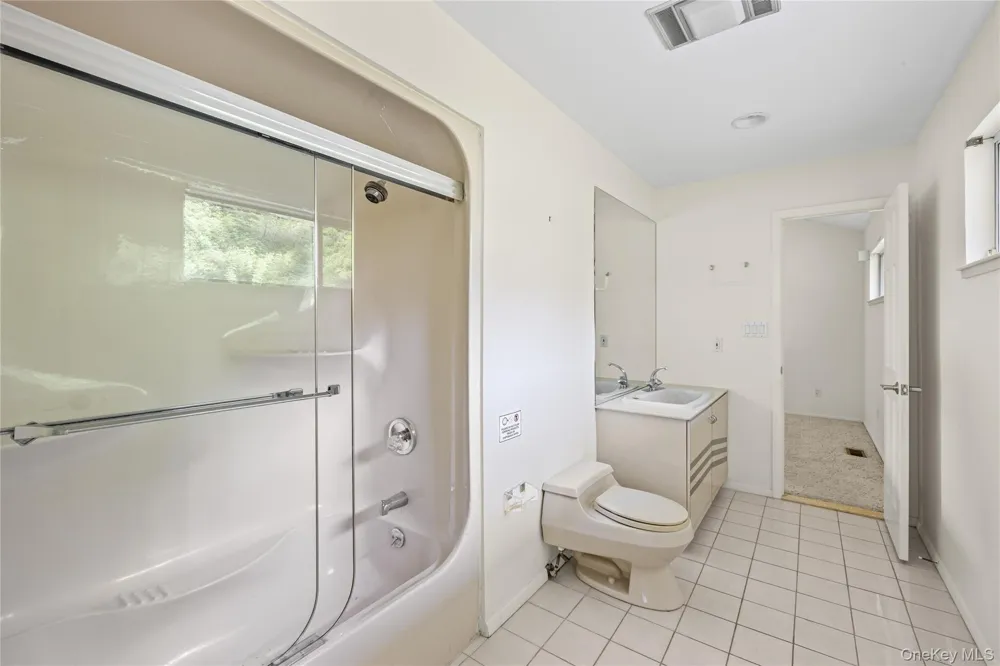 23 The Registry East Quogue, NY 11942