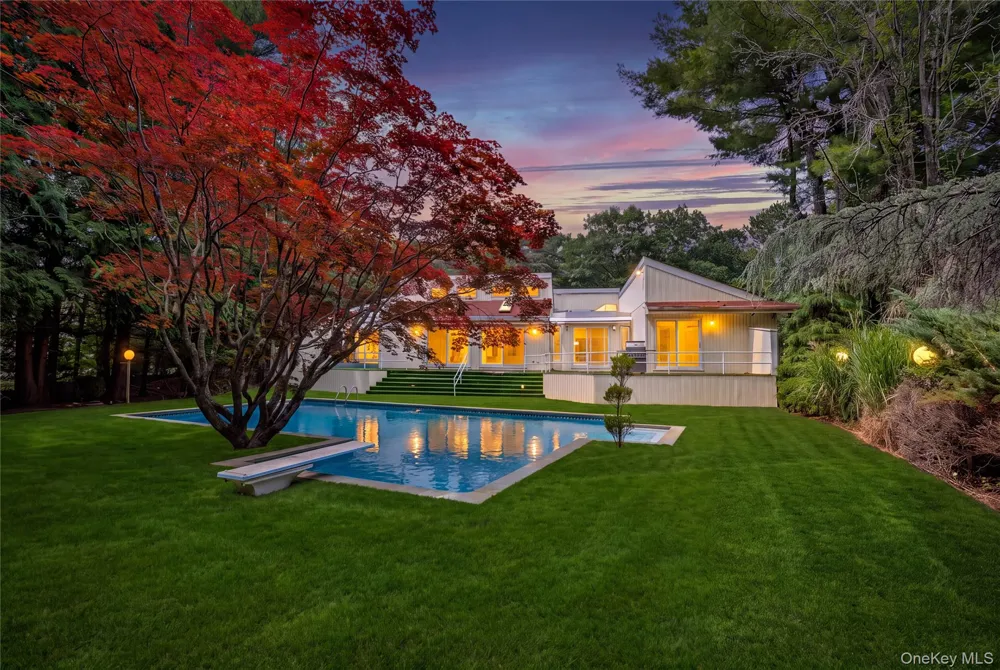 23 The Registry East Quogue, NY 11942