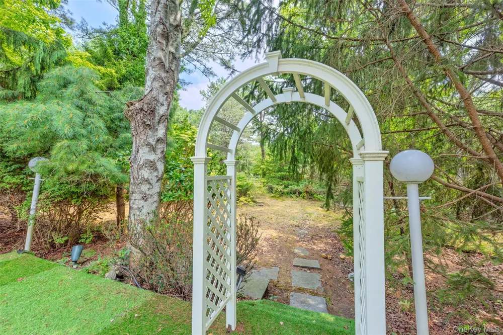 23 The Registry East Quogue, NY 11942