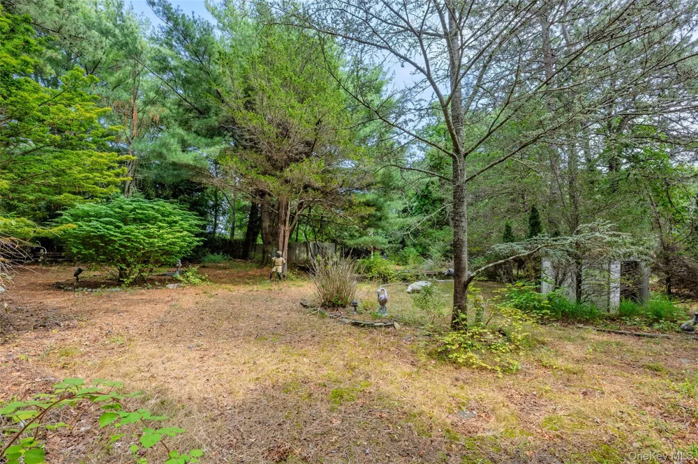 23 The Registry East Quogue, NY 11942
