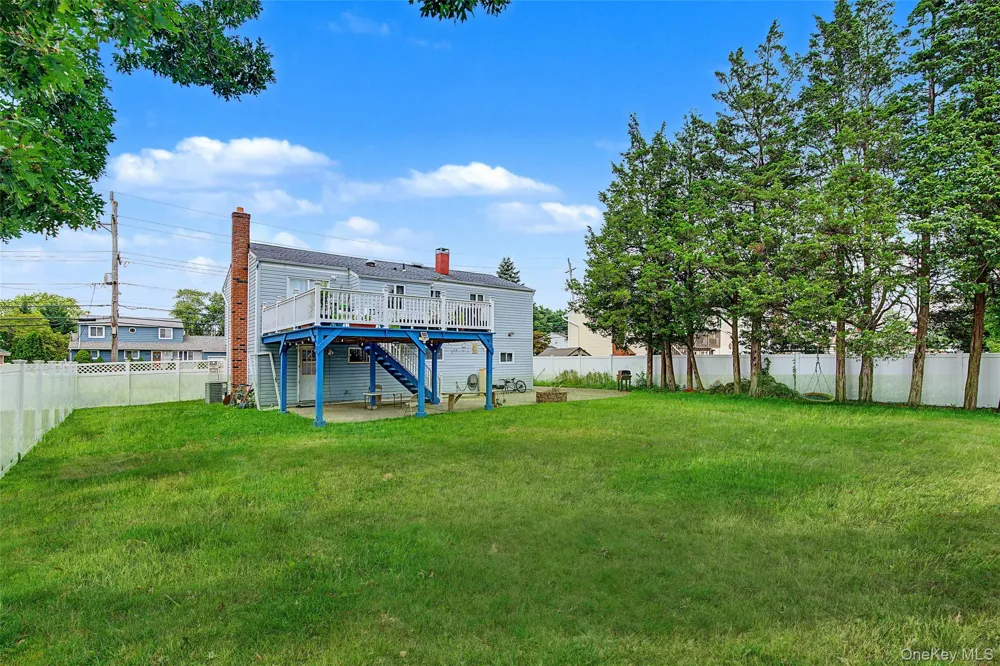 1604 Church Street Holbrook, NY 11741