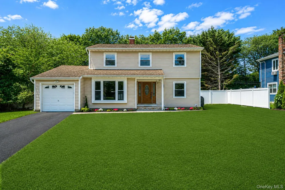 130 Greenbelt Parkway Holbrook, NY 11741
