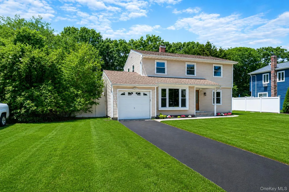 130 Greenbelt Parkway Holbrook, NY 11741