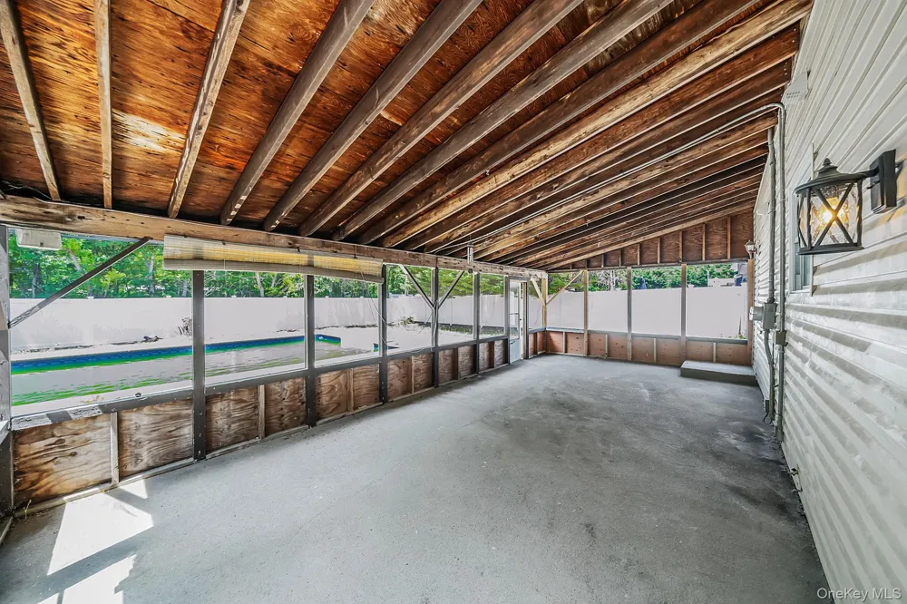 130 Greenbelt Parkway Holbrook, NY 11741