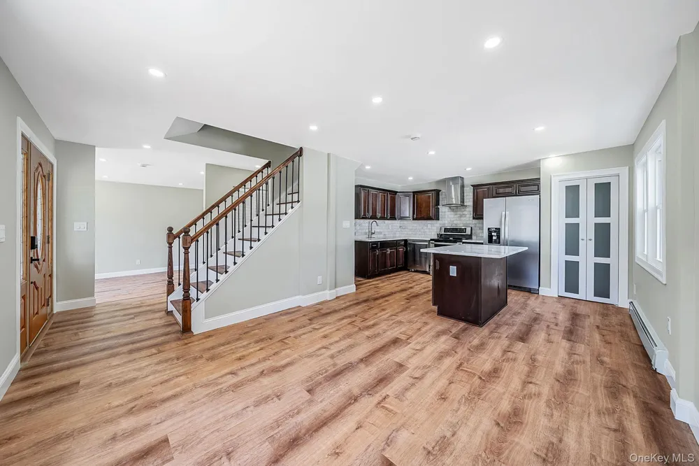 130 Greenbelt Parkway Holbrook, NY 11741