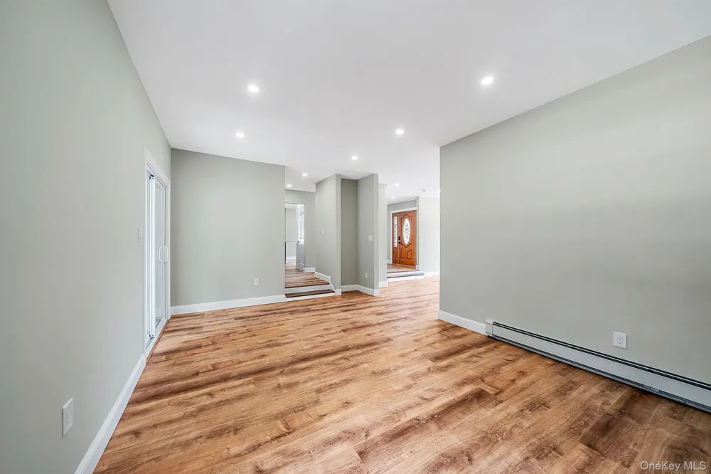 130 Greenbelt Parkway Holbrook, NY 11741