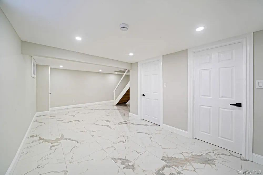 130 Greenbelt Parkway Holbrook, NY 11741