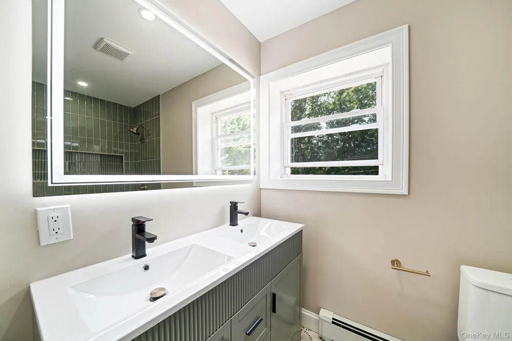 130 Greenbelt Parkway Holbrook, NY 11741