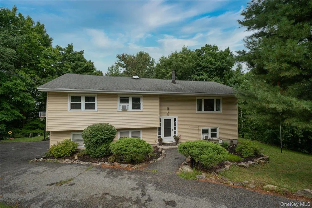 30 Laura Road Monroe, NY 10950