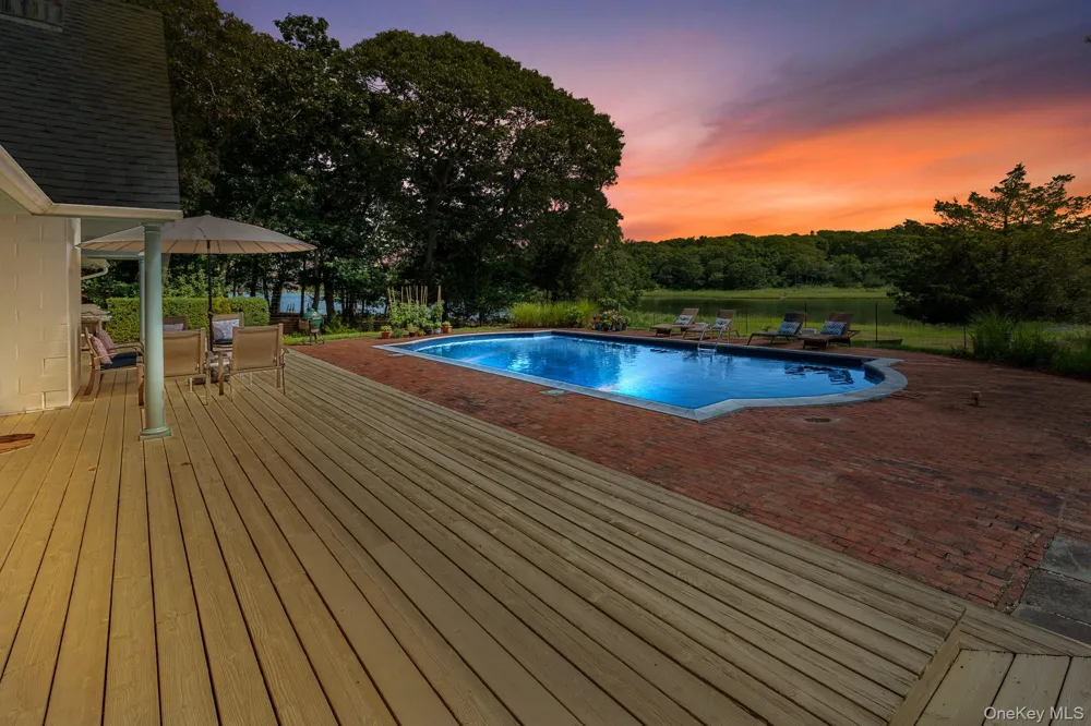 59 Isle Of Wight Road East Hampton, NY 11937
