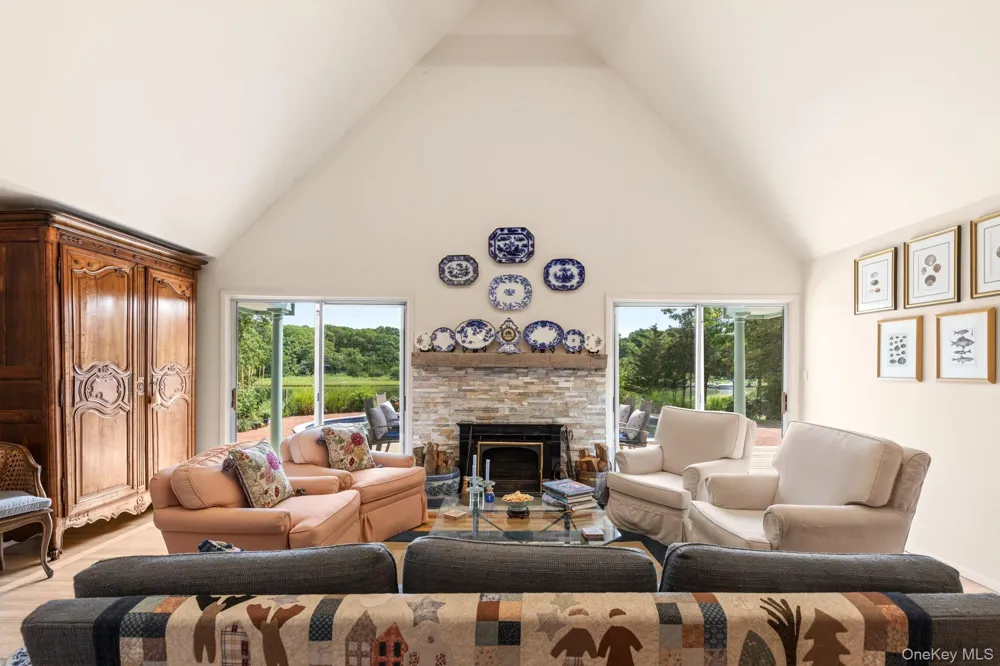 59 Isle Of Wight Road East Hampton, NY 11937