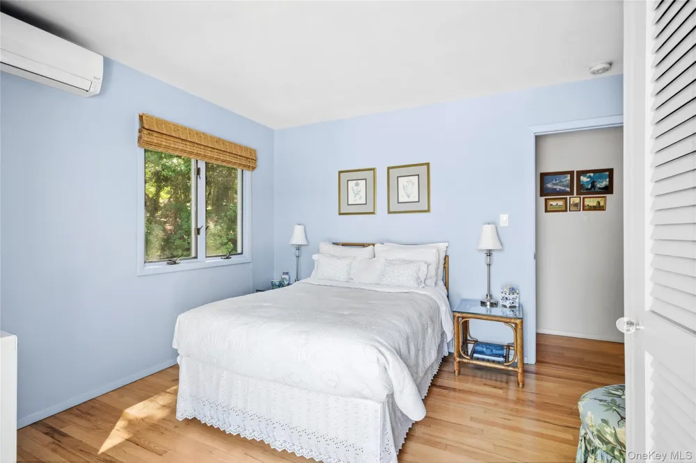 59 Isle Of Wight Road East Hampton, NY 11937