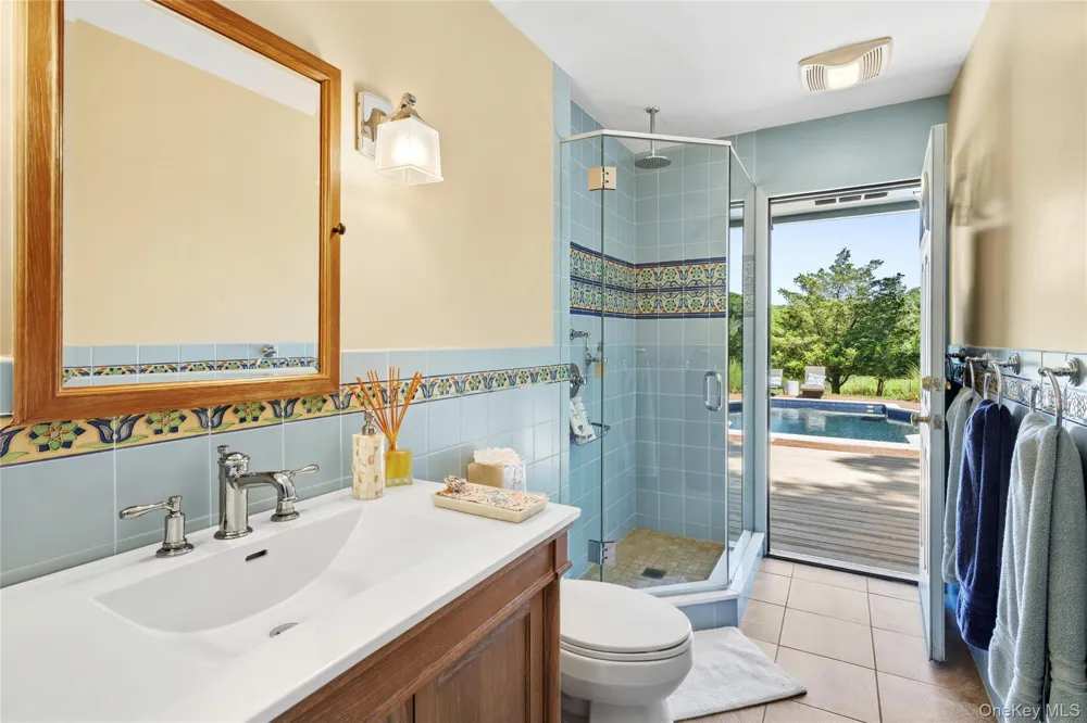 59 Isle Of Wight Road East Hampton, NY 11937