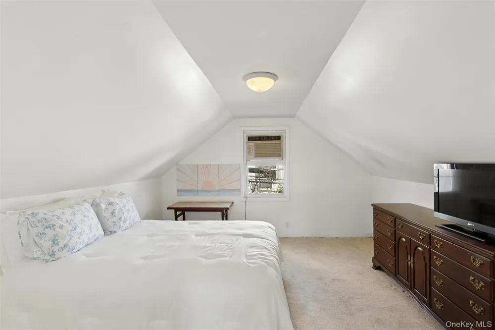 142 Cleveland Long Beach, NY 11561