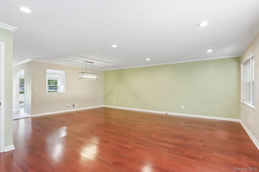 414 Pawnee Court Suffern, NY 10901