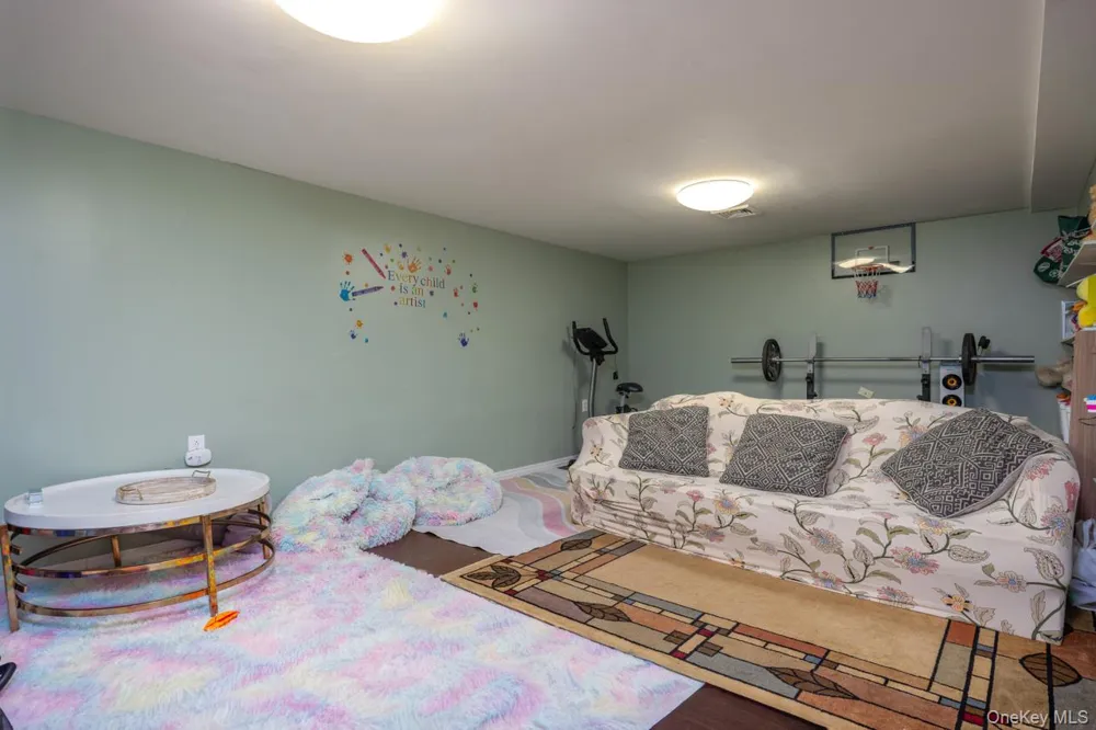 414 Pawnee Court Suffern, NY 10901